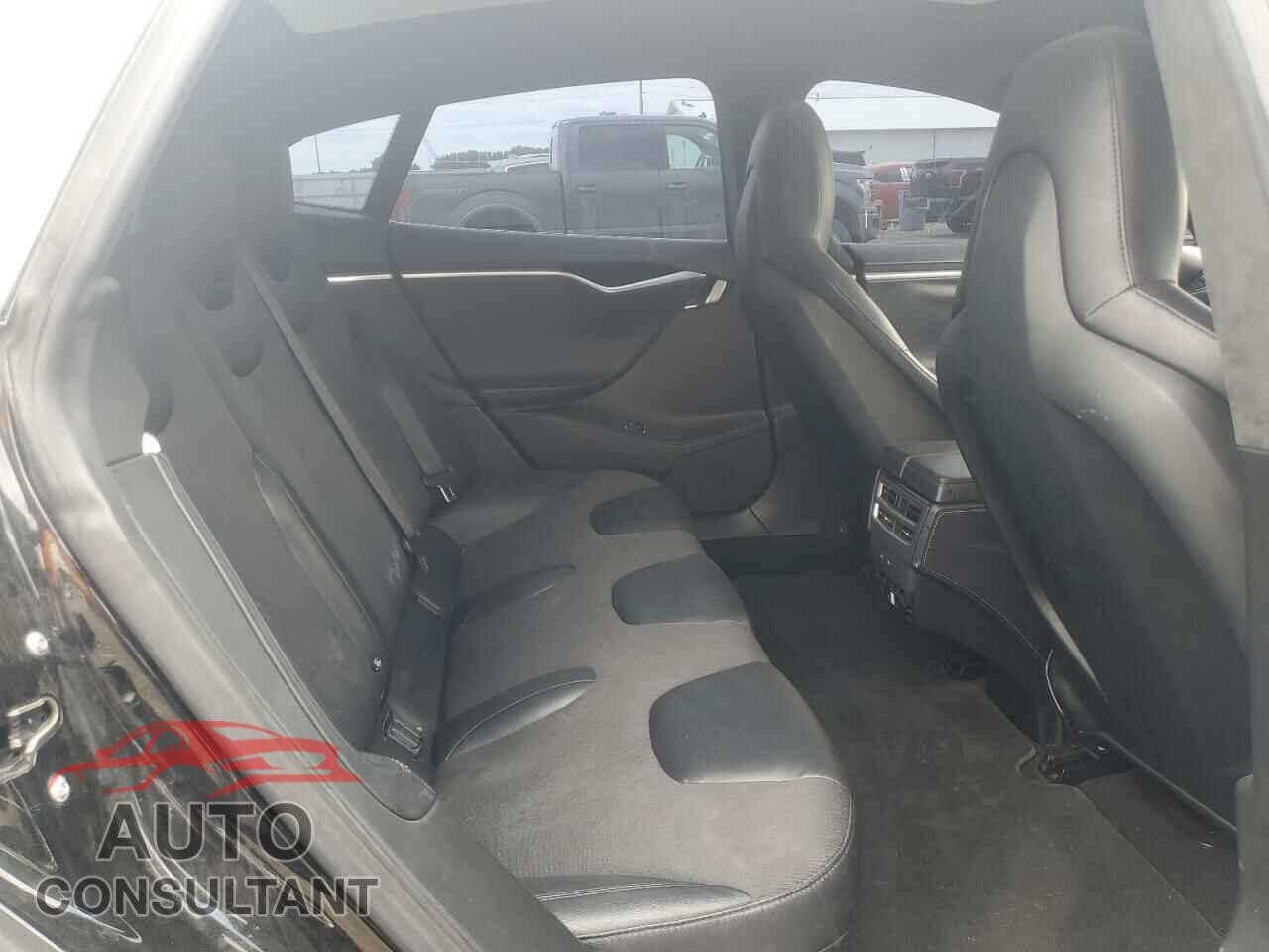 TESLA MODEL S 2016 - 5YJSA1E12GF157957