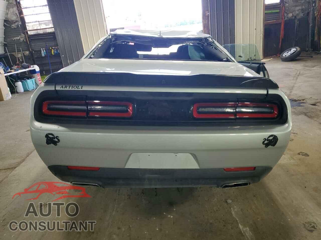 DODGE CHALLENGER 2023 - 2C3CDZGG2PH678252