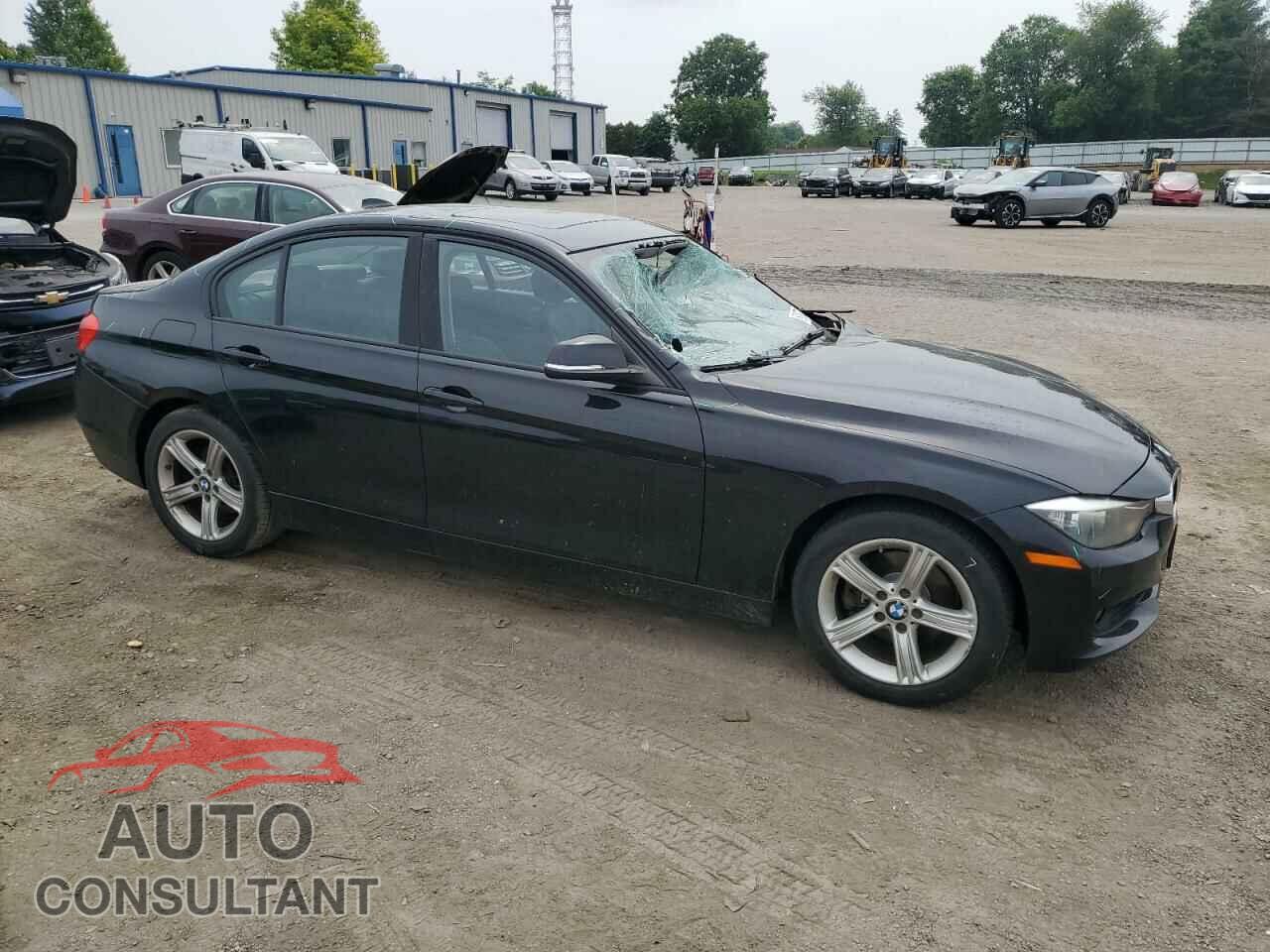 BMW 3 SERIES 2013 - WBA3B5C51DF593749