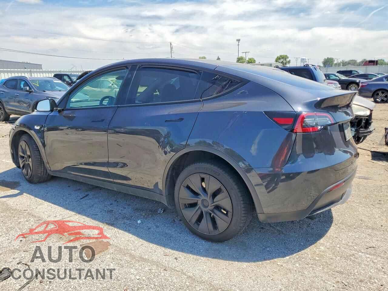 TESLA MODEL Y 2024 - 7SAYGDEE2RF130180