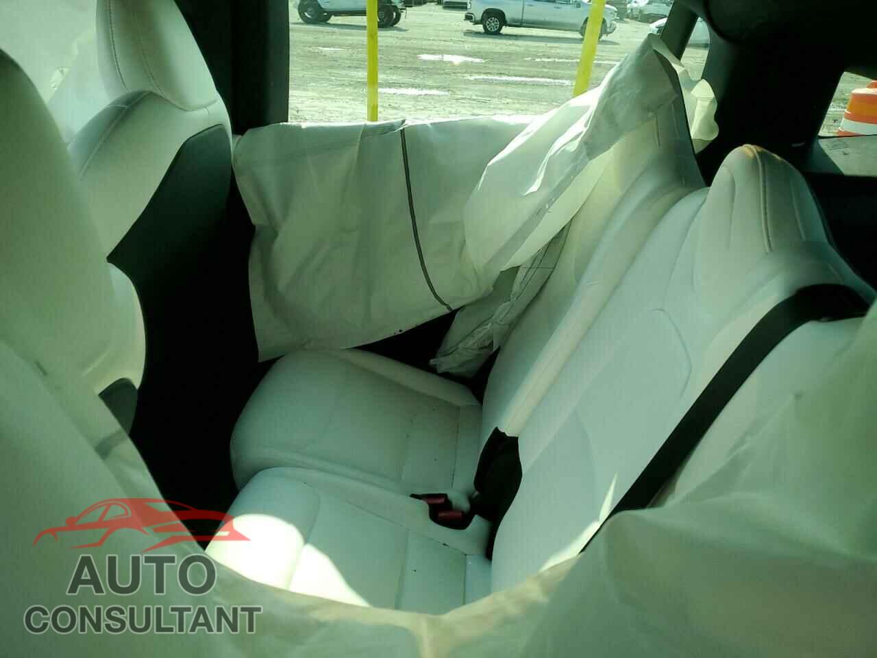 TESLA MODEL X 2020 - 5YJXCAE2XLF246355
