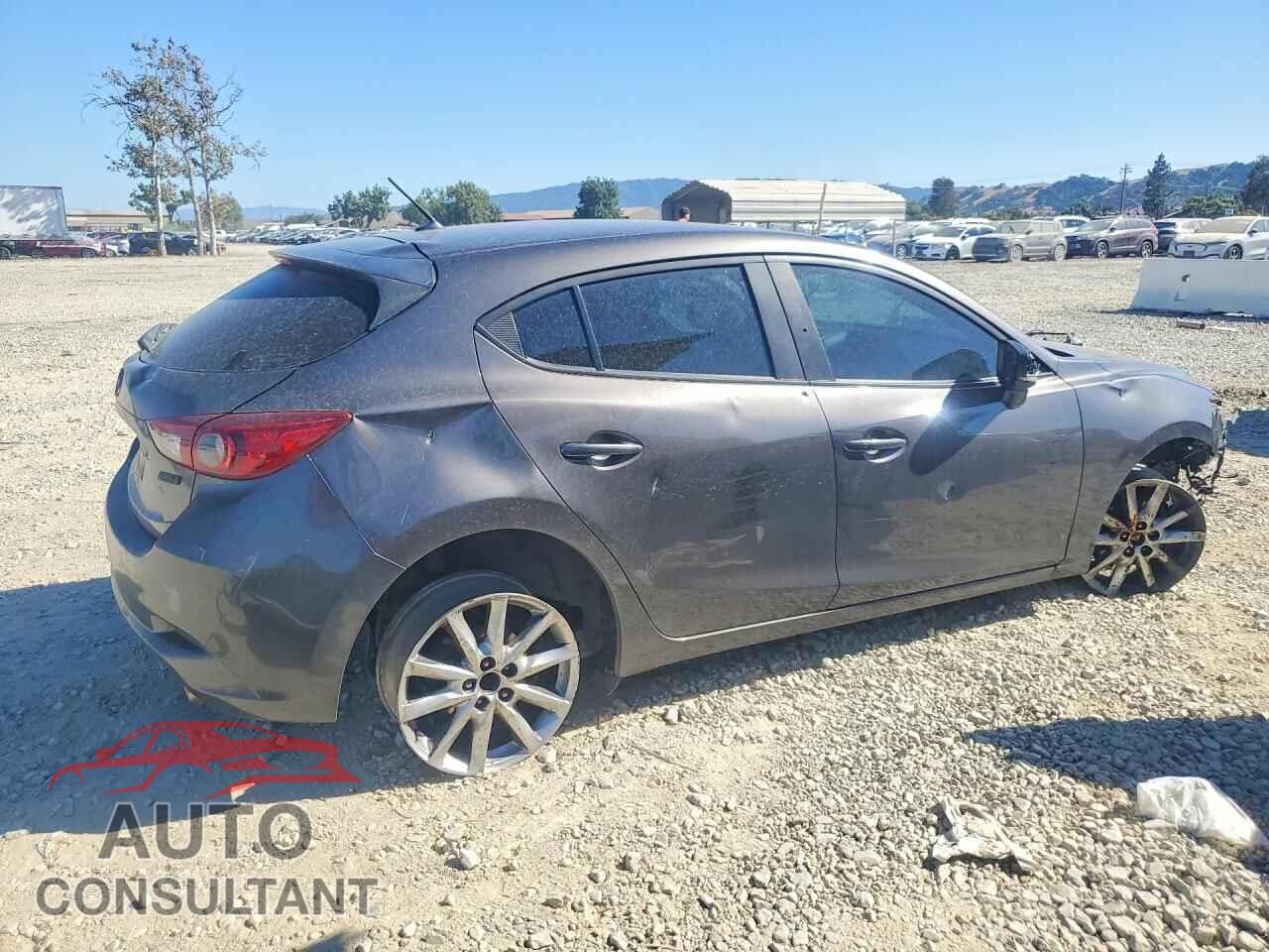 MAZDA 3 2017 - 3MZBN1L38HM128403