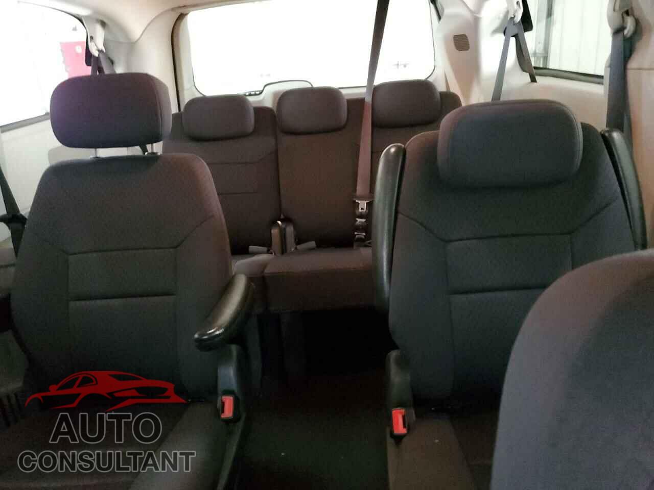 DODGE CARAVAN 2010 - 2D4RN4DE9AR348623