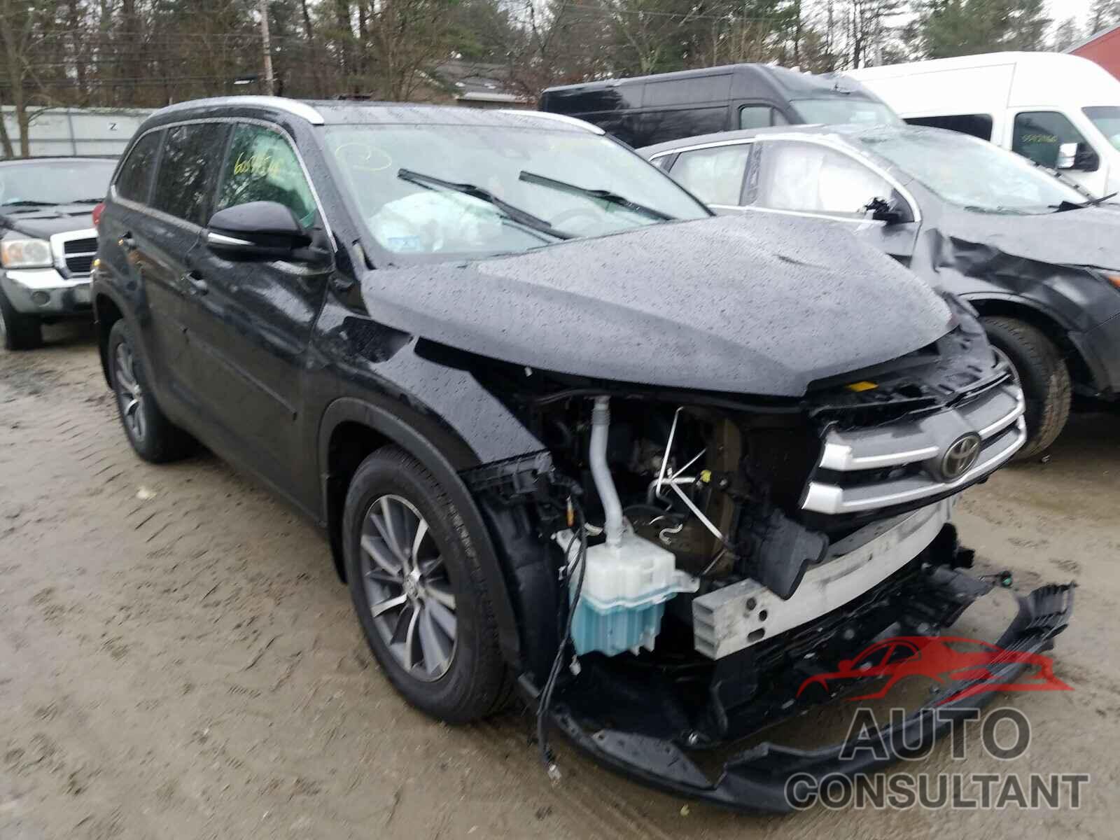 TOYOTA HIGHLANDER 2018 - 5TDJZRFHXJS525979