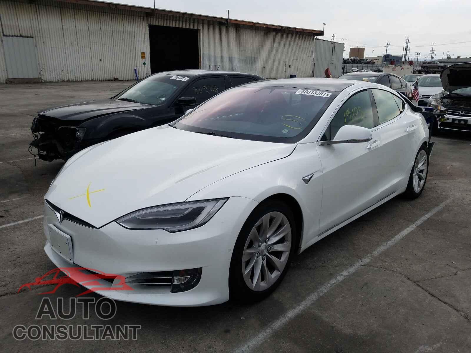 TESLA MODEL S 2020 - 5YJSA1E2XLF359481