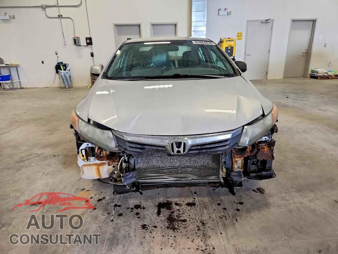 HONDA CIVIC 2012 - 2HGFB2E47CH016855
