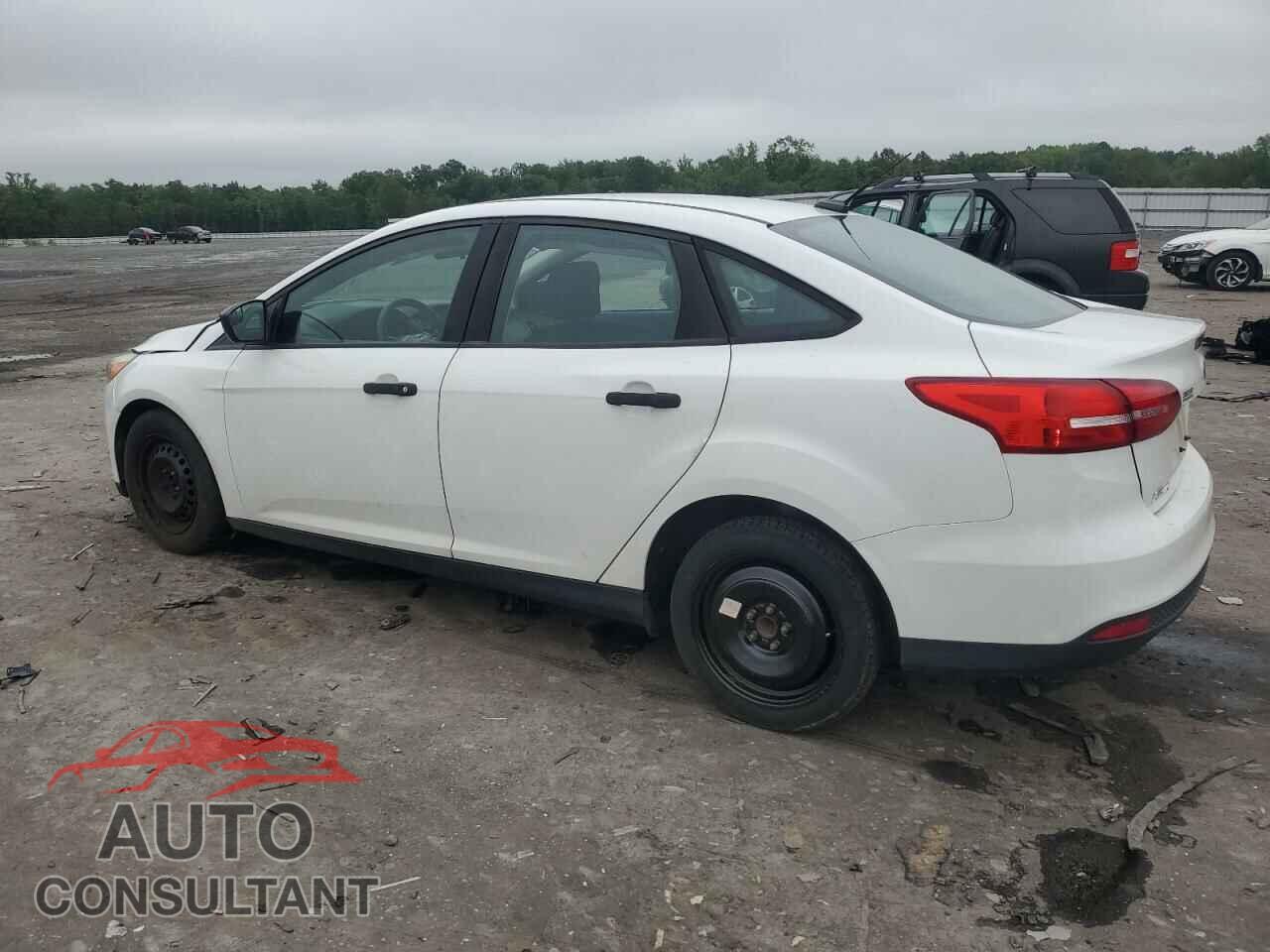 FORD FOCUS 2015 - 1FADP3E29FL253274