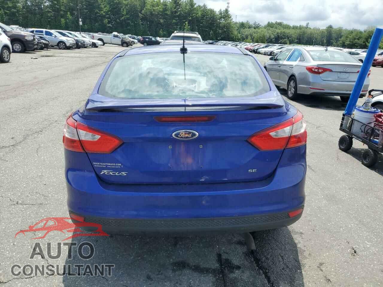 FORD FOCUS 2014 - 1FADP3F22EL257342