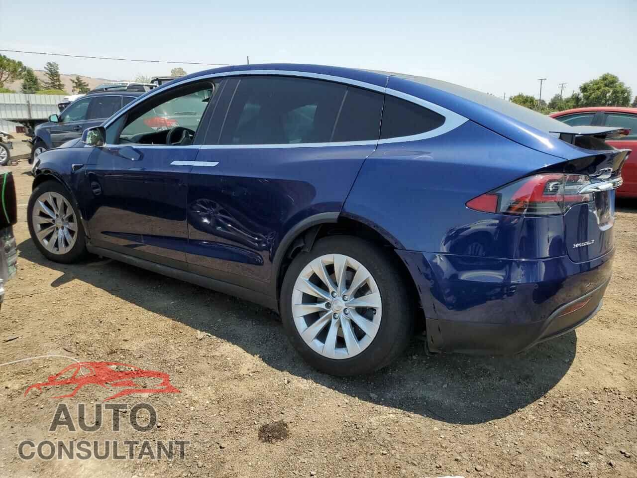 TESLA MODEL X 2018 - 5YJXCAE2XJF126973