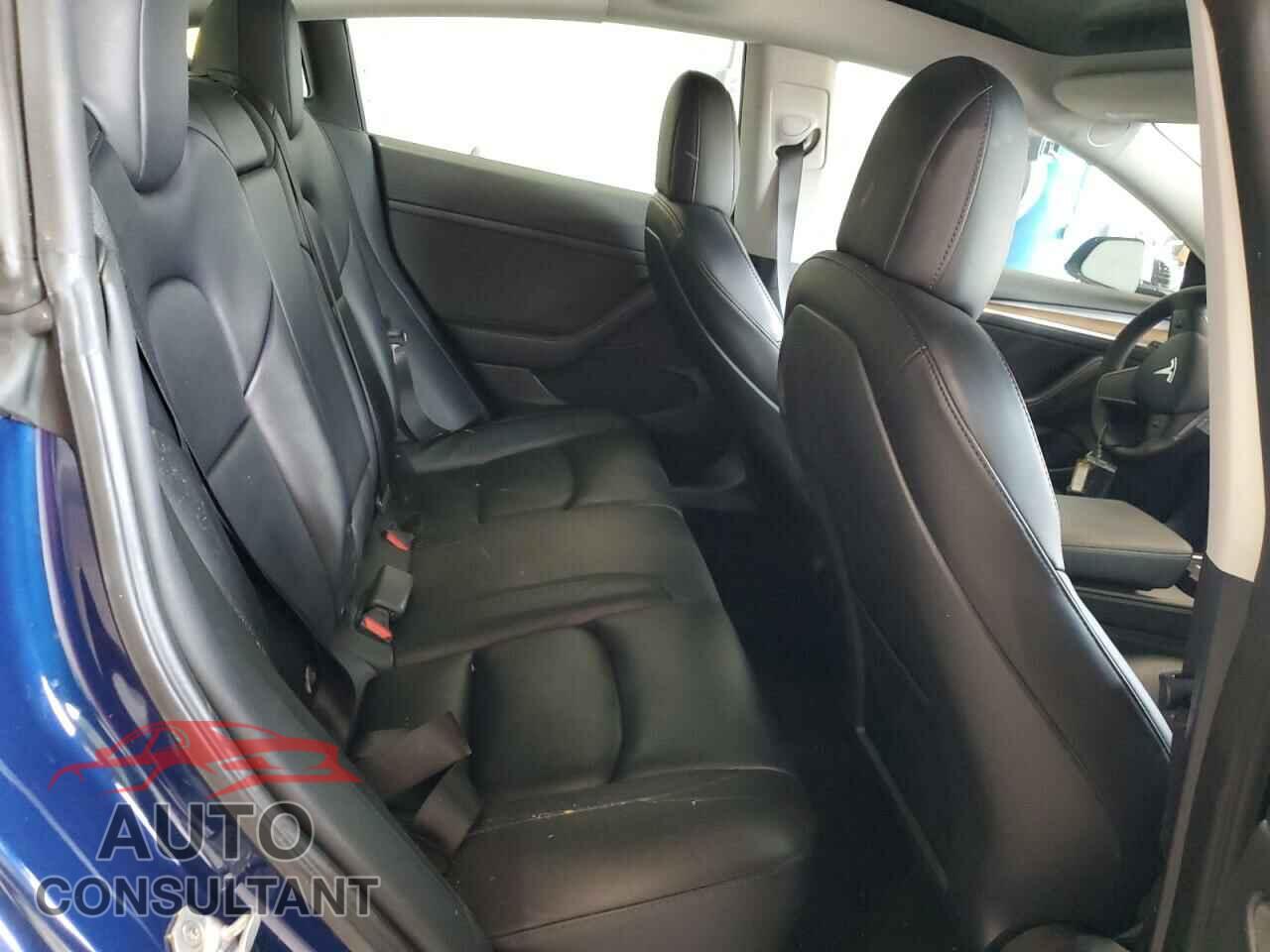 TESLA MODEL 3 2022 - 5YJ3E1EA6NF190868