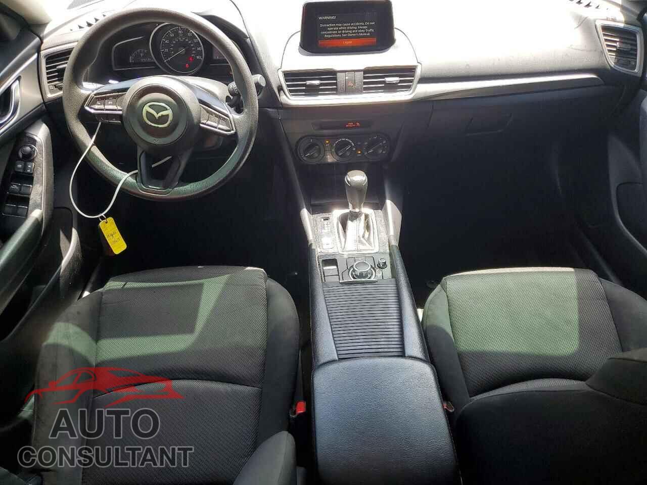 MAZDA 3 2017 - 3MZBN1K79HM145618