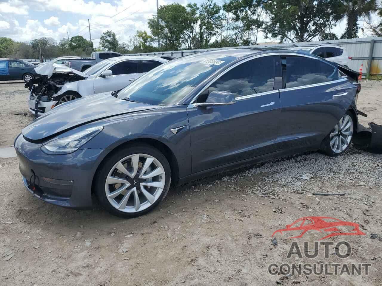 TESLA MODEL 3 2018 - 5YJ3E1EB3JF100403