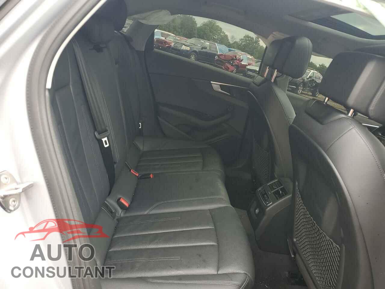 AUDI A4 2018 - WAUENAF48JA040021