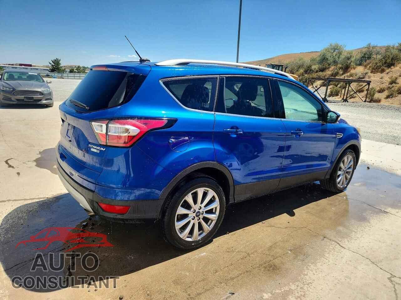 FORD ESCAPE 2017 - 1FMCU9JD0HUC09598