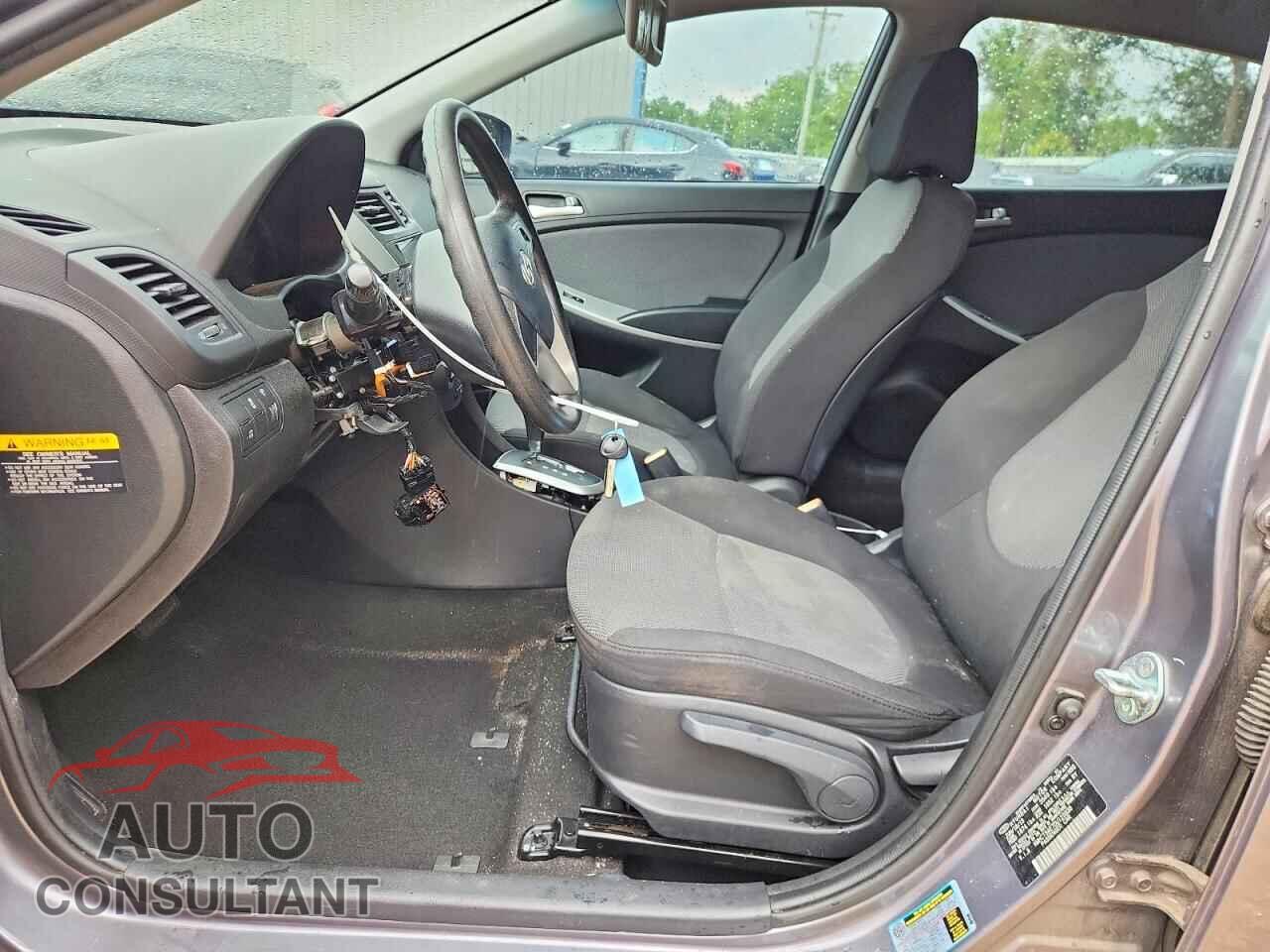 HYUNDAI ACCENT 2013 - KMHCT5AE7DU123638