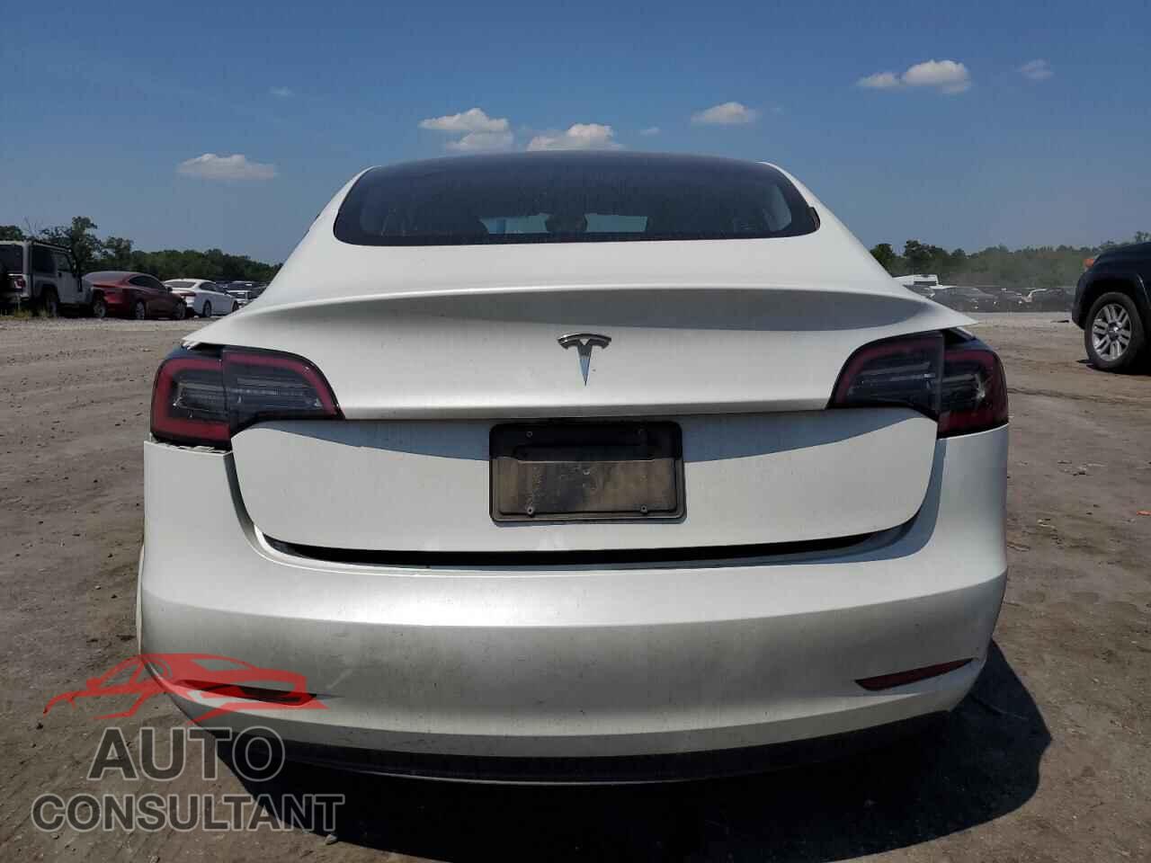 TESLA MODEL 3 2023 - 5YJ3E1EA4PF552974