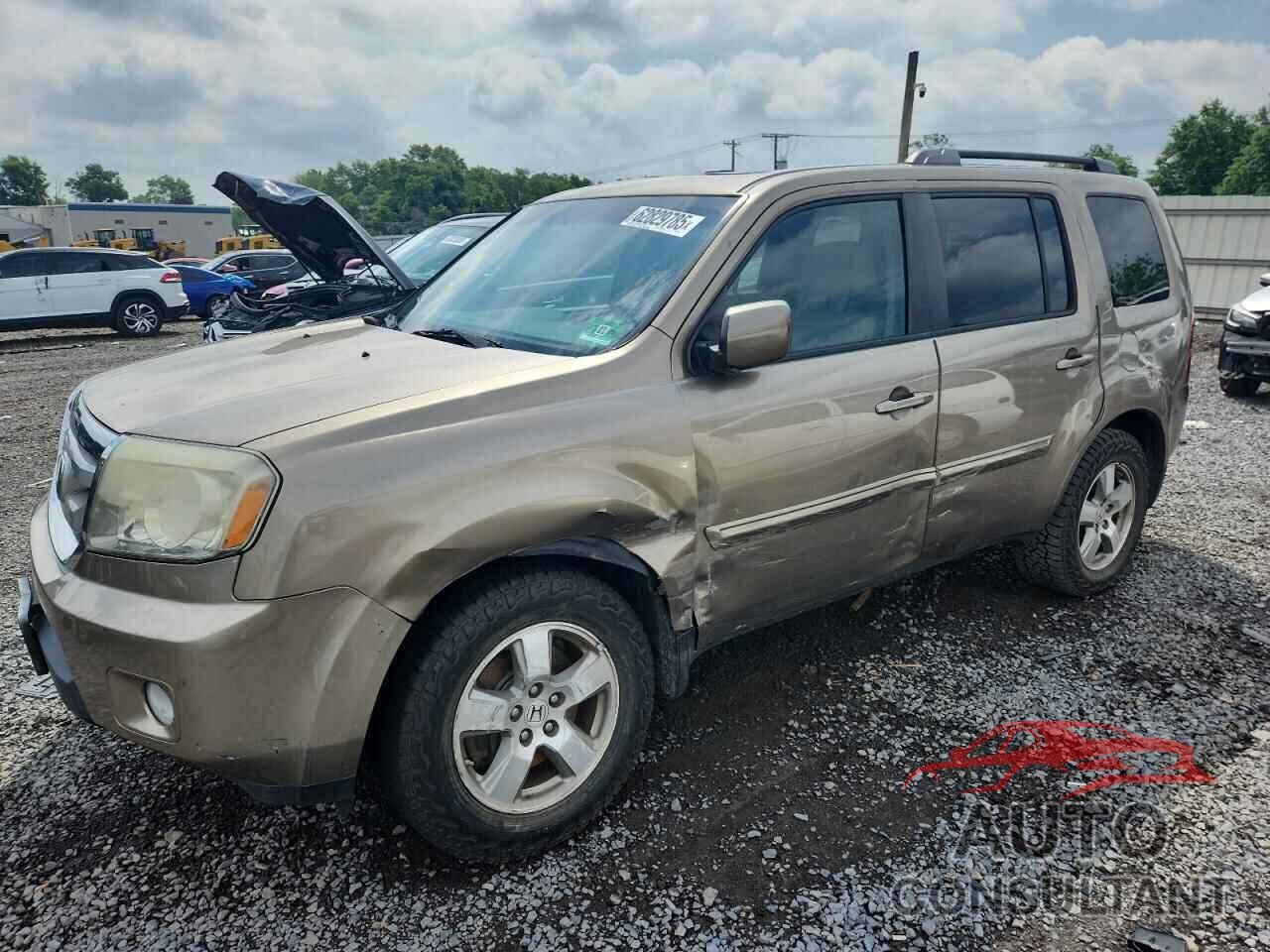 HONDA PILOT 2011 - 5FNYF4H64BB030950