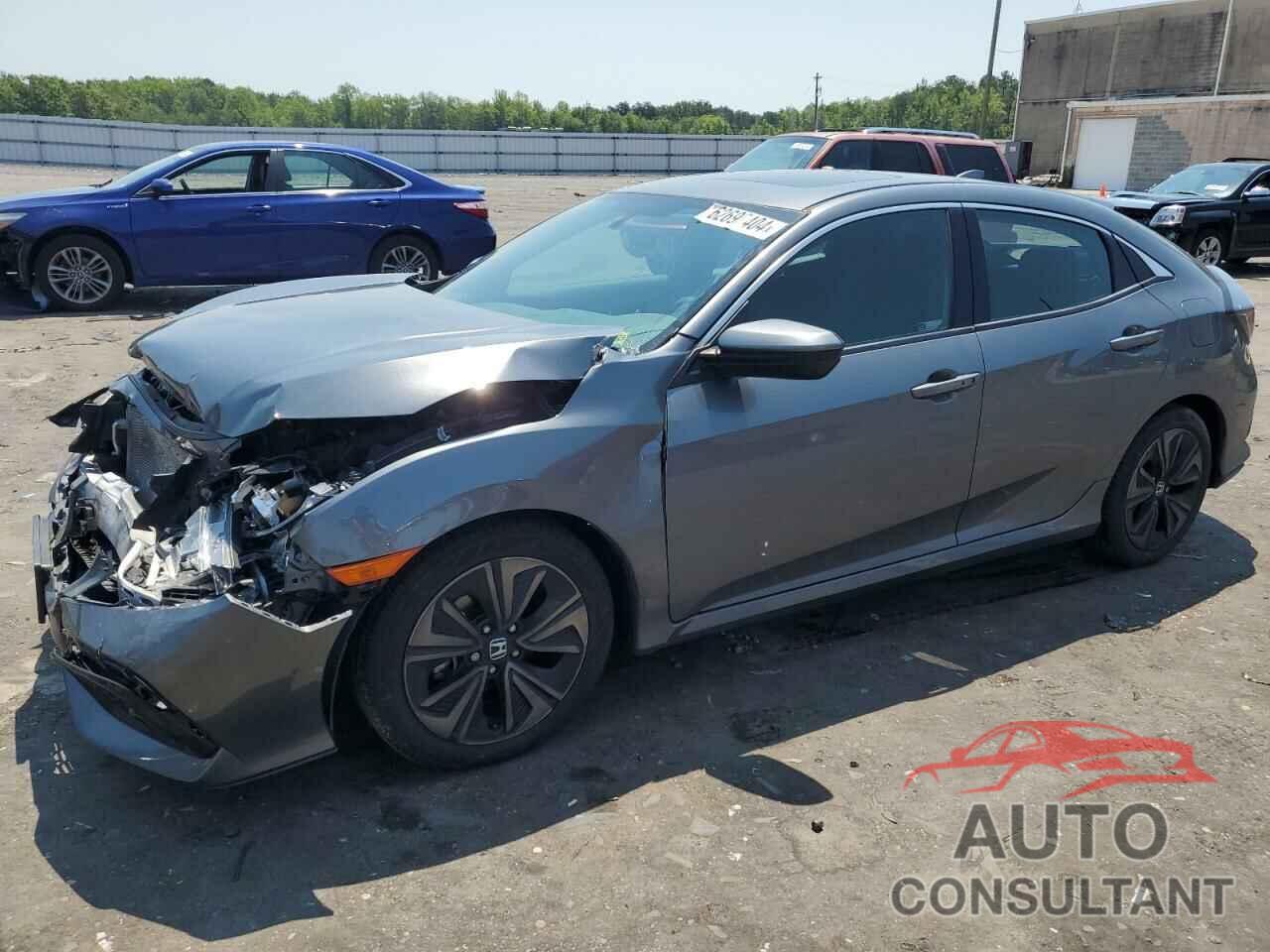 HONDA CIVIC 2018 - SHHFK7H51JU430148