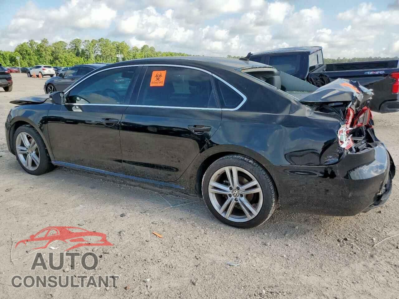 VOLKSWAGEN PASSAT 2014 - 1VWBN7A36EC030361