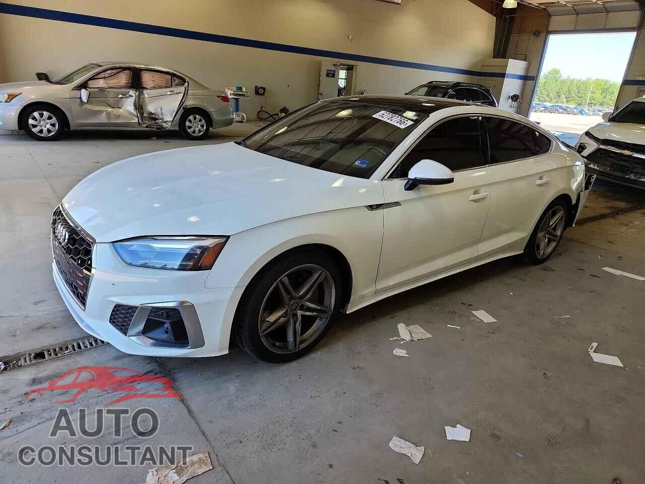 AUDI A5 2021 - WAUDACF56MA016235