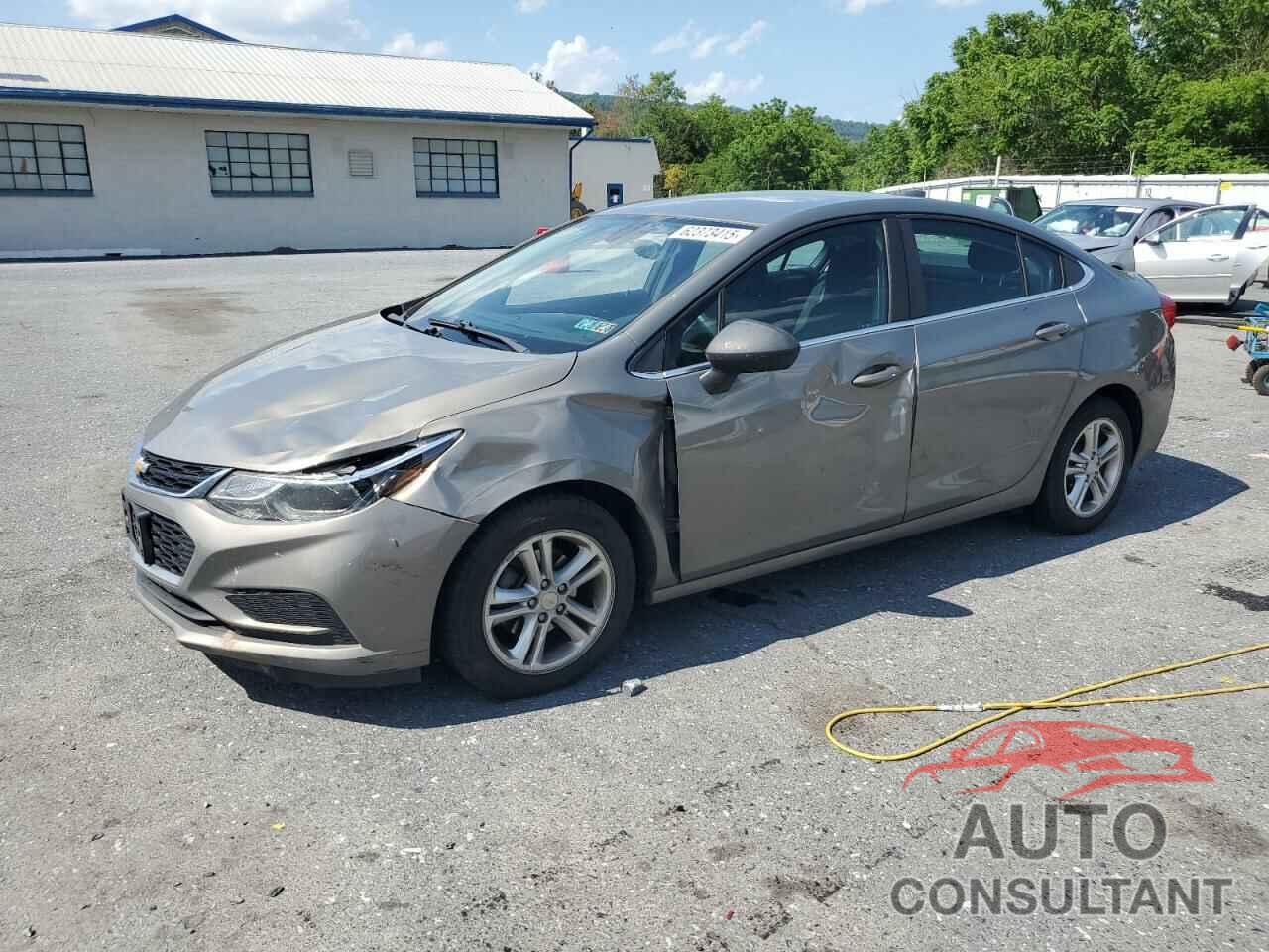 CHEVROLET CRUZE 2017 - 1G1BE5SM3H7209347