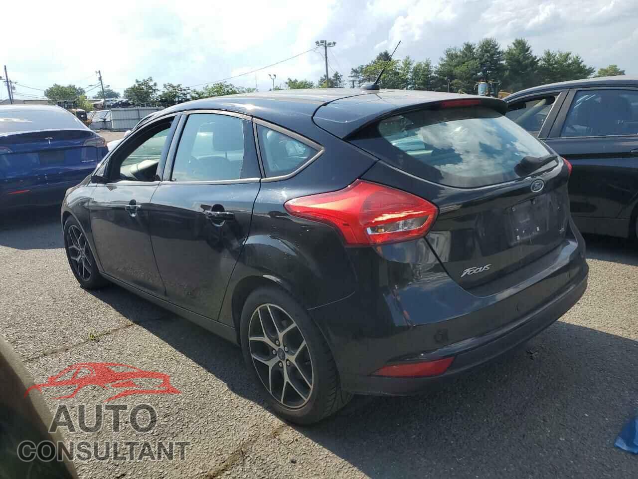 FORD FOCUS 2017 - 1FADP3M2XHL250811