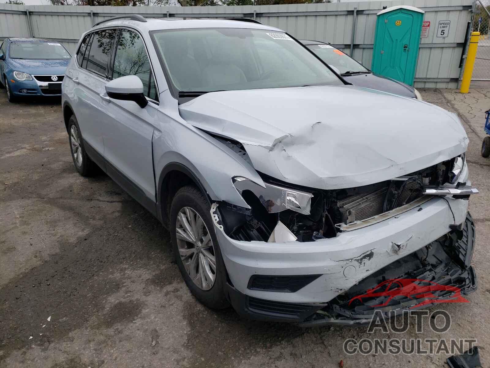 VOLKSWAGEN TIGUAN 2019 - 3VV2B7AX6KM037076