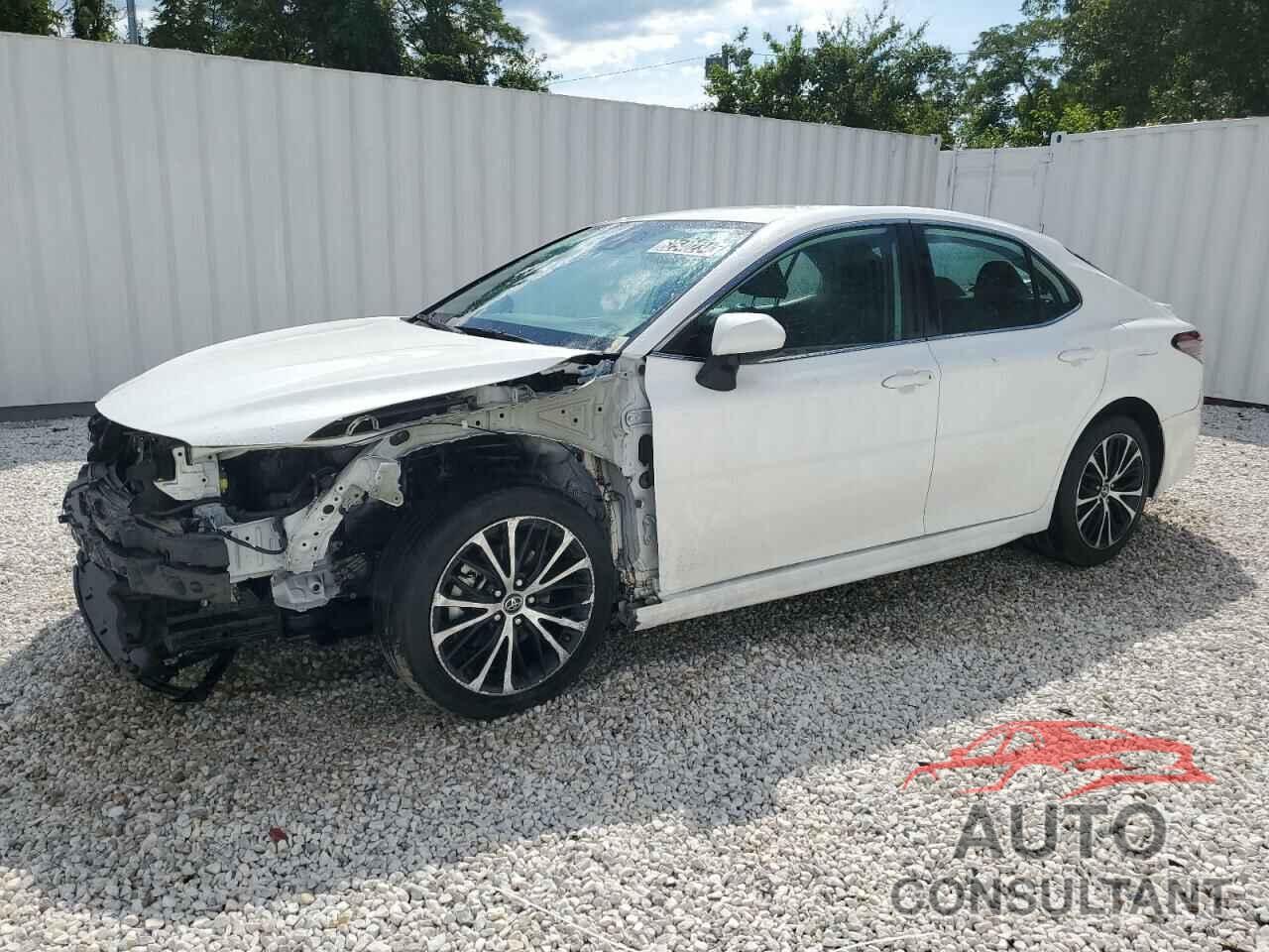 TOYOTA CAMRY 2019 - 4T1B11HK1KU704815