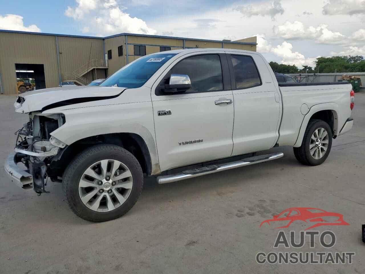 TOYOTA TUNDRA 2017 - 5TFSW5F13HX214214