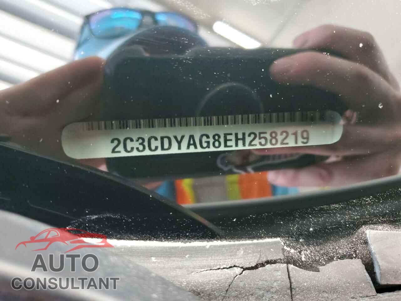 DODGE CHALLENGER 2014 - 2C3CDYAG8EH258219