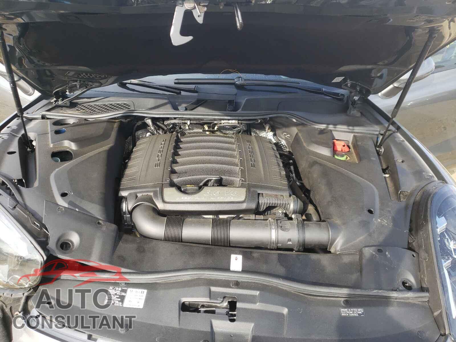 PORSCHE CAYENNE 2016 - WP1AA2A2XGKA14806