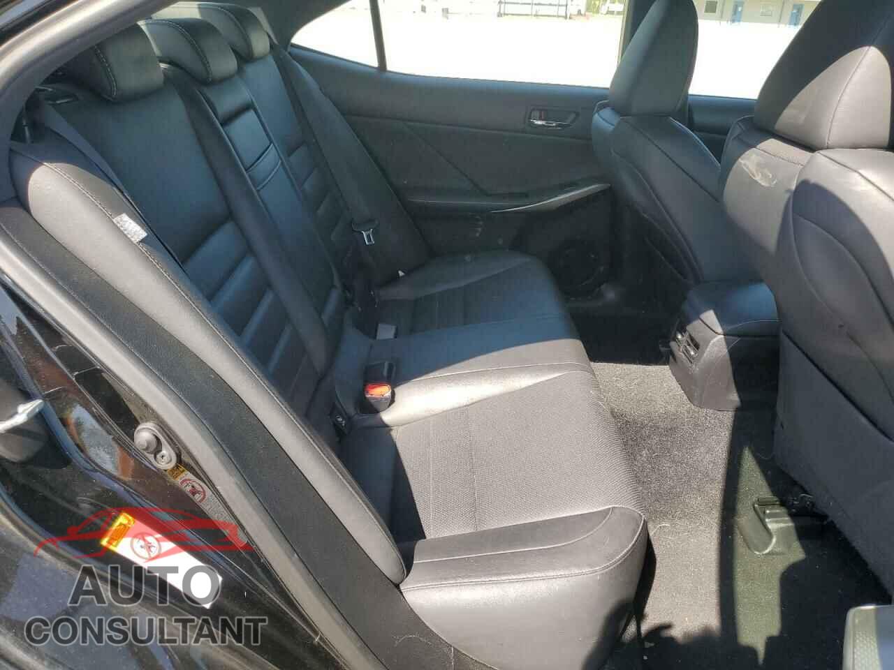 LEXUS IS 2016 - JTHBA1D24G5007214