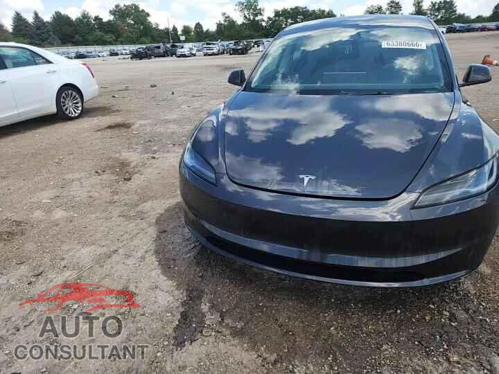 TESLA MODEL 3 2024 - 5YJ3E1EA9RF749092
