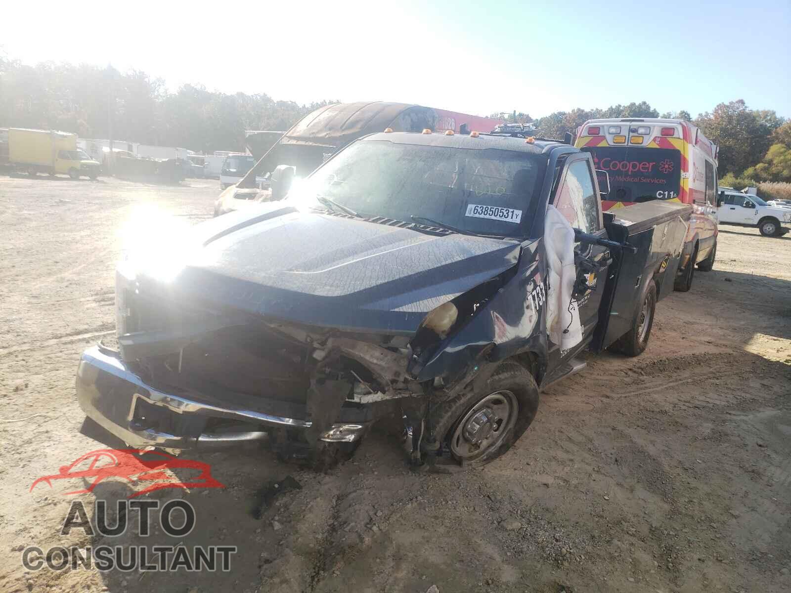 FORD F350 2017 - 1FDRF3E64HEC82352
