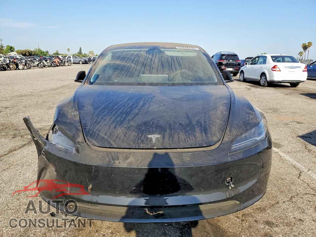 TESLA MODEL 3 2024 - 5YJ3E1EB9RF843739