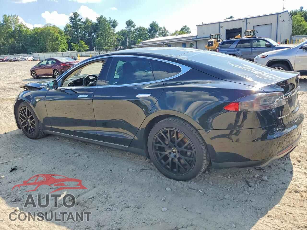TESLA MODEL S 2013 - 5YJSA1CG6DFP07616