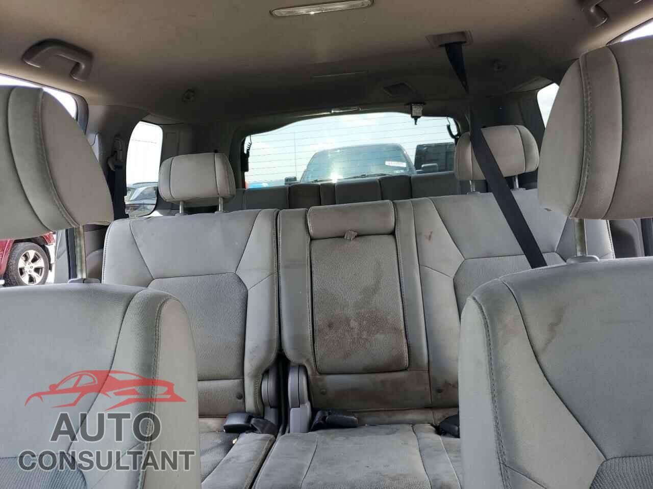 HONDA PILOT 2011 - 5FNYF4H26BB003293