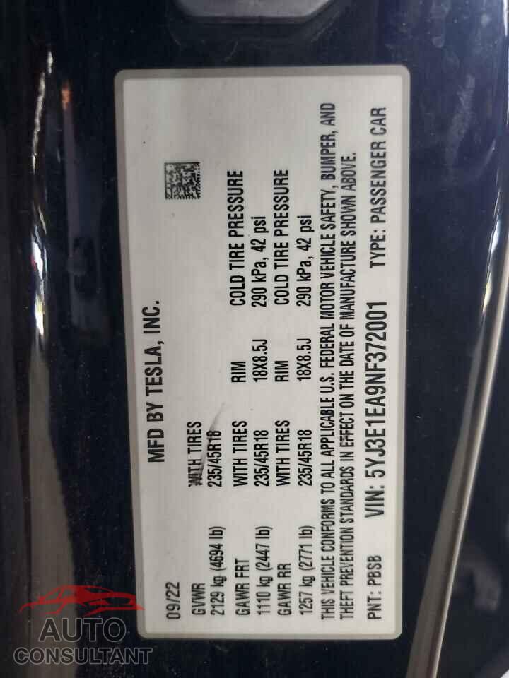 TESLA MODEL 3 2022 - 5YJ3E1EA9NF372001
