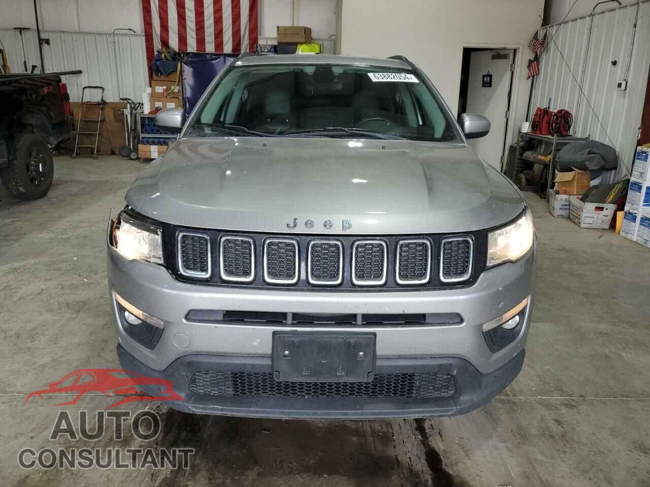 JEEP COMPASS 2017 - 3C4NJDBBXHT680951