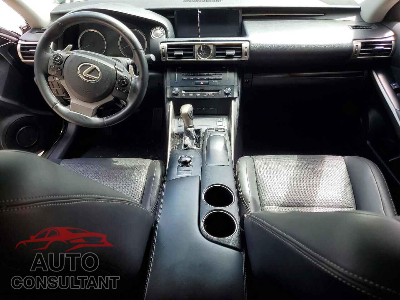 LEXUS IS 2014 - JTHBF1D29E5021124