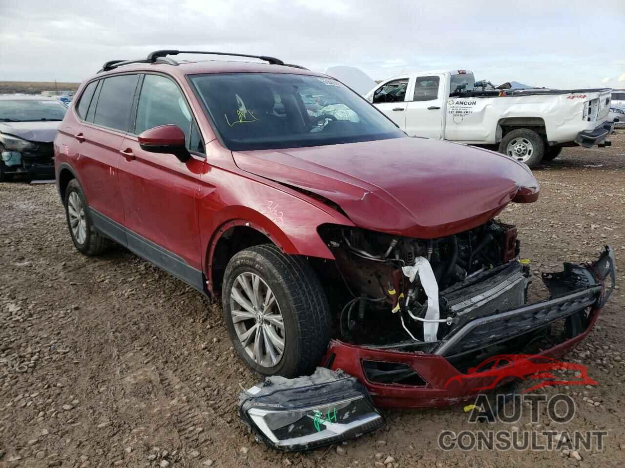 VOLKSWAGEN TIGUAN 2018 - 3VV1B7AX3JM017412