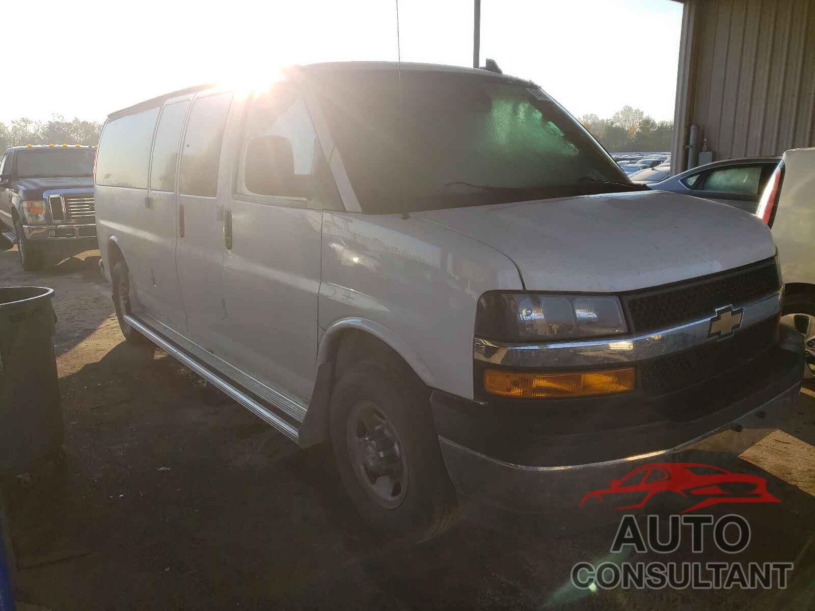 CHEVROLET EXPRESS 2019 - 1GAZGPFG2K1193368