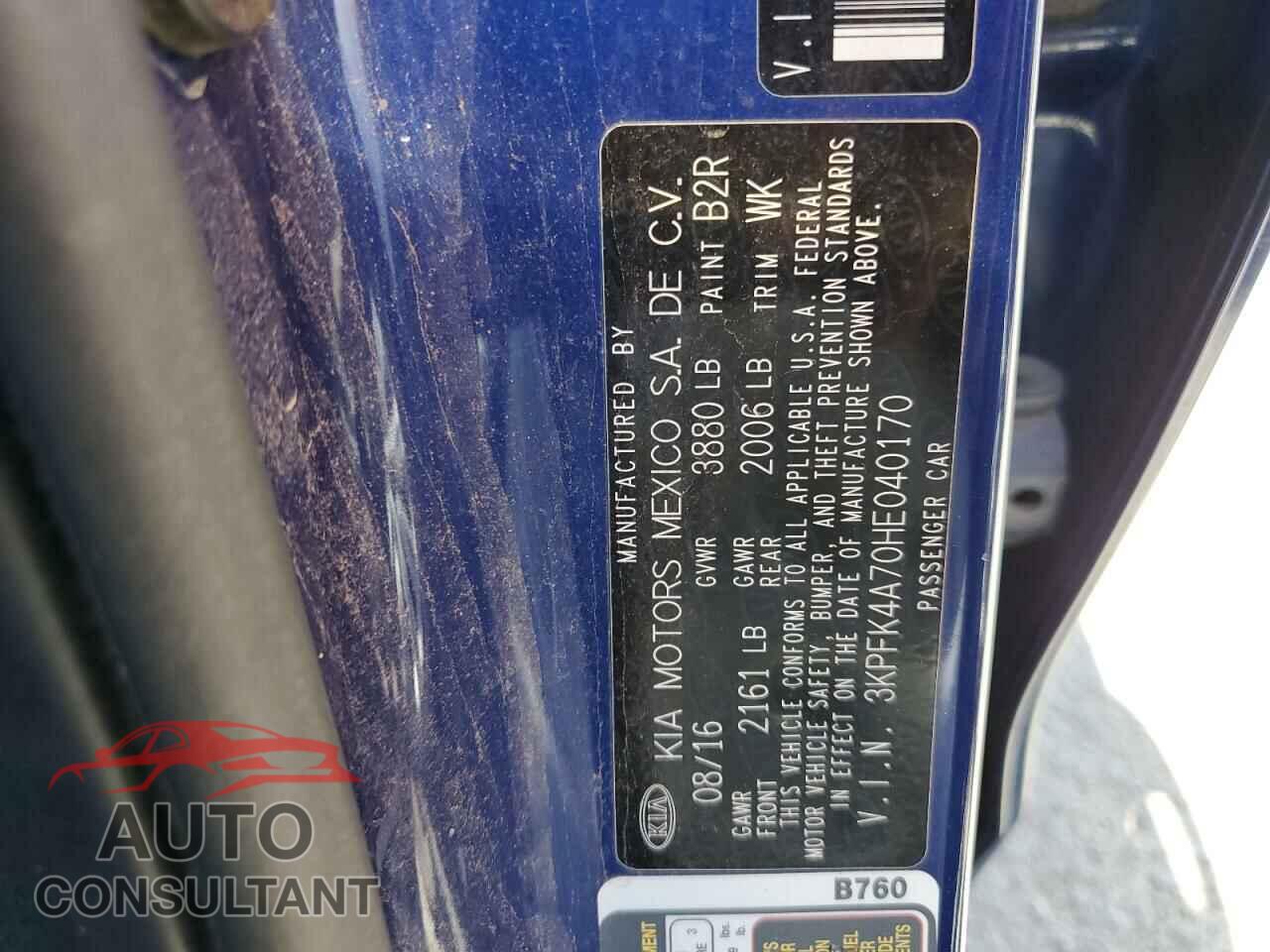 KIA FORTE 2017 - 3KPFK4A70HE040170