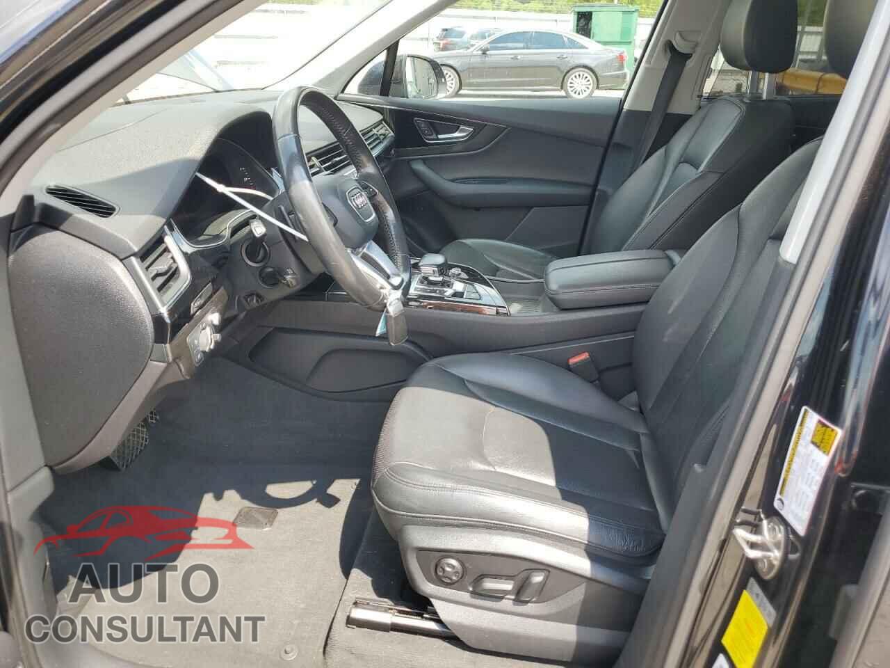 AUDI Q7 2018 - WA1VABF70JD009367