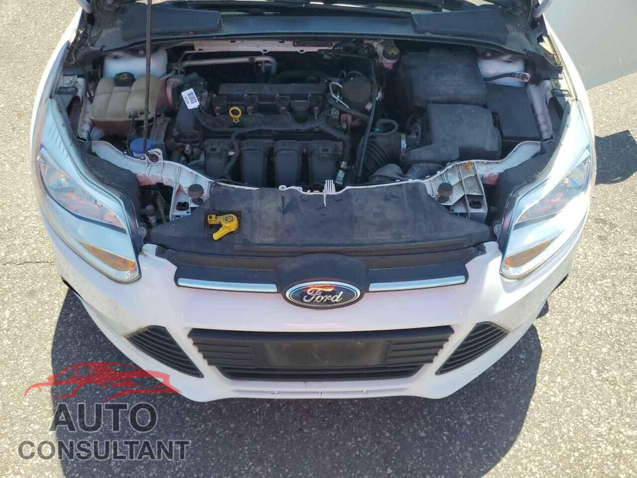 FORD FOCUS 2014 - 1FADP3K21EL323689