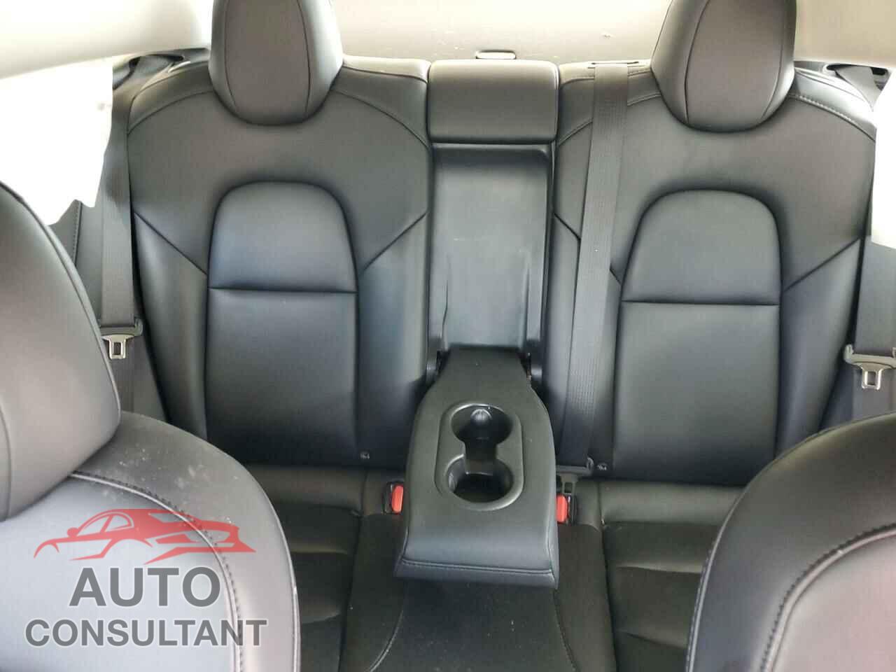 TESLA MODEL 3 2022 - 5YJ3E1EA2NF371787