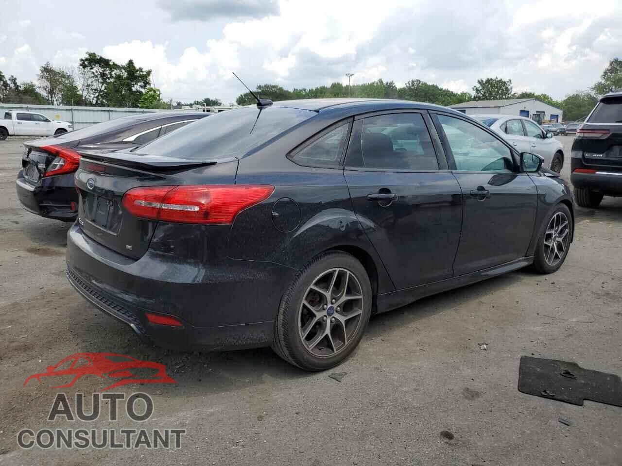 FORD FOCUS 2015 - 1FADP3F22FL321333