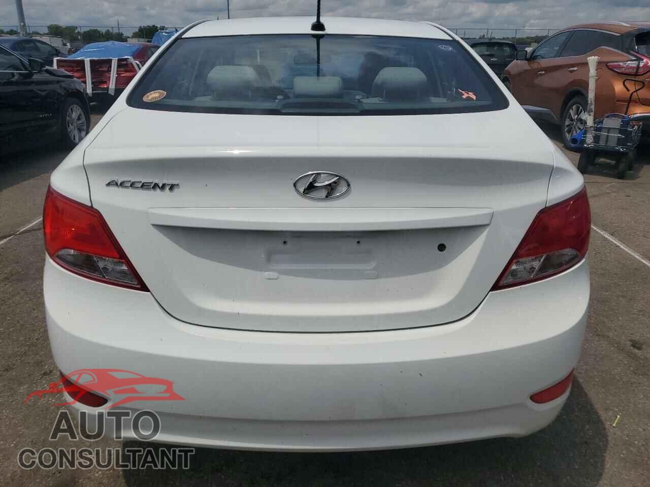 HYUNDAI ACCENT 2017 - KMHCT4AE5HU317536