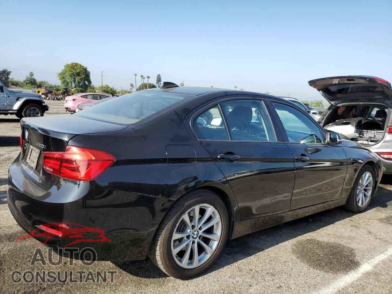 BMW 3 SERIES 2017 - WBA8A9C56HK619582