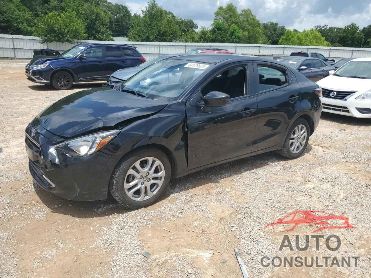 TOYOTA YARIS 2018 - 3MYDLBYV6JY327046